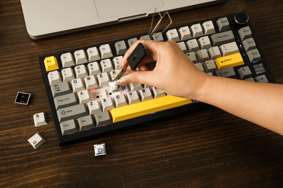 Ajazz AK820 Pro Mechanical Keyboard - Image 5